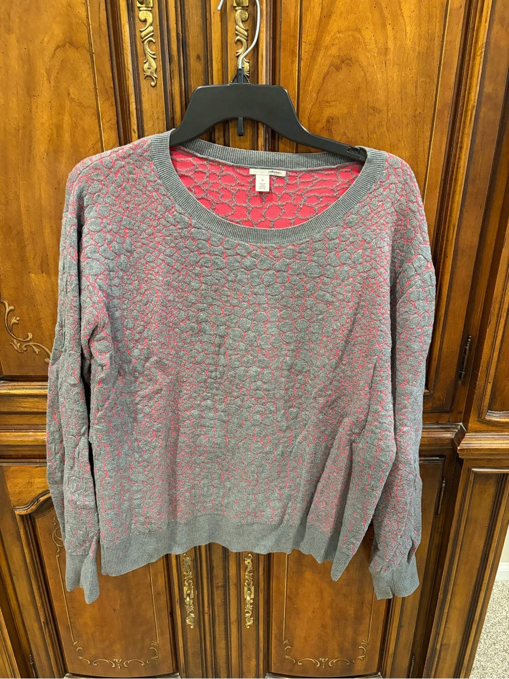 Haligon Woman’s Grey and Pink Textured Knit Sweater EUC